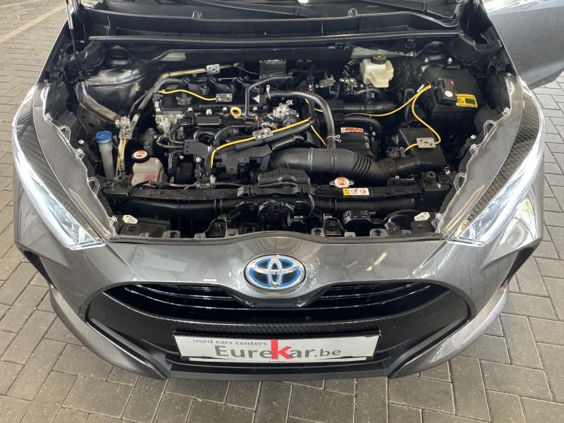 Toyota Yaris 1.5 HYBRID ICONIC - photo 19
