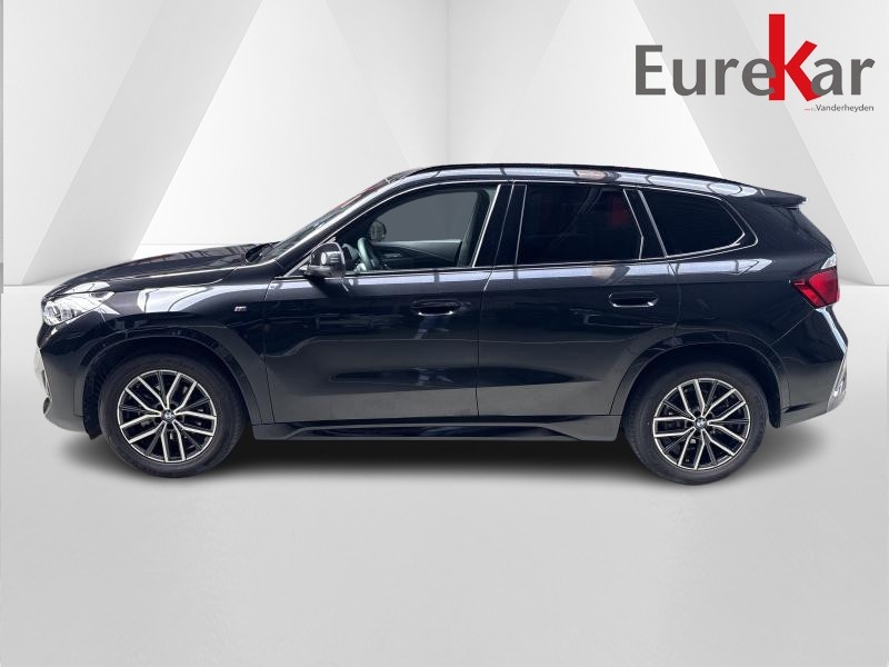 BMW Serie X X1 1.5 sDrive18i PACK M BOITE AUT - photo 4
