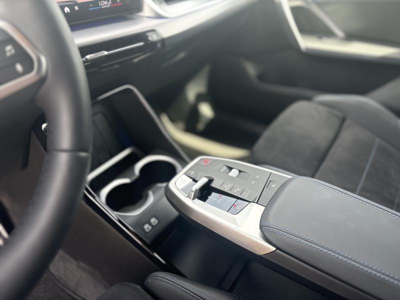 BMW Serie X X1 1.5 sDrive18i PACK M BOITE AUT - photo 14