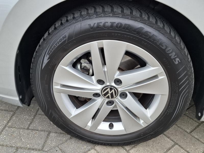 Volkswagen Golf 1.0 TSI - photo 17