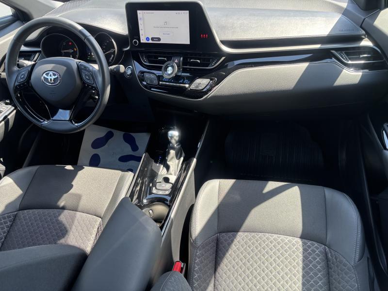 Toyota C-HR 1.8 HYBRID C-LUB BI-TONE - photo 17