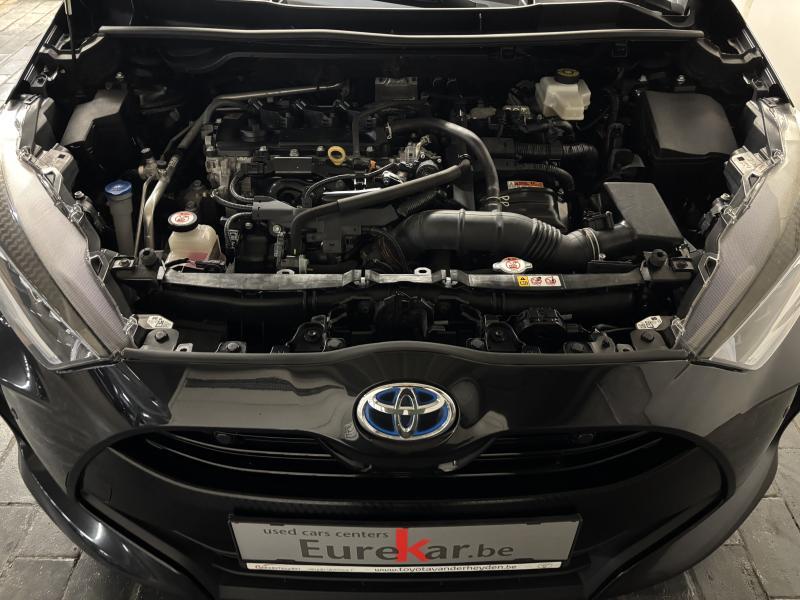 Toyota Yaris 1.5 Hybrid ICONIC - photo 17