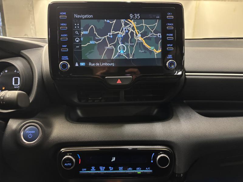 Toyota Yaris 1.5 Hybrid ICONIC - photo 12