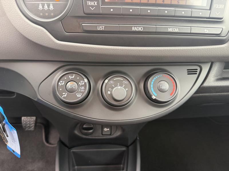Toyota Yaris 1.0 VVT-i Life - photo 10
