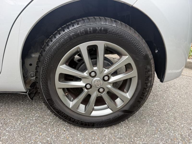 Toyota Yaris 1.0 VVT-i Life - photo 16