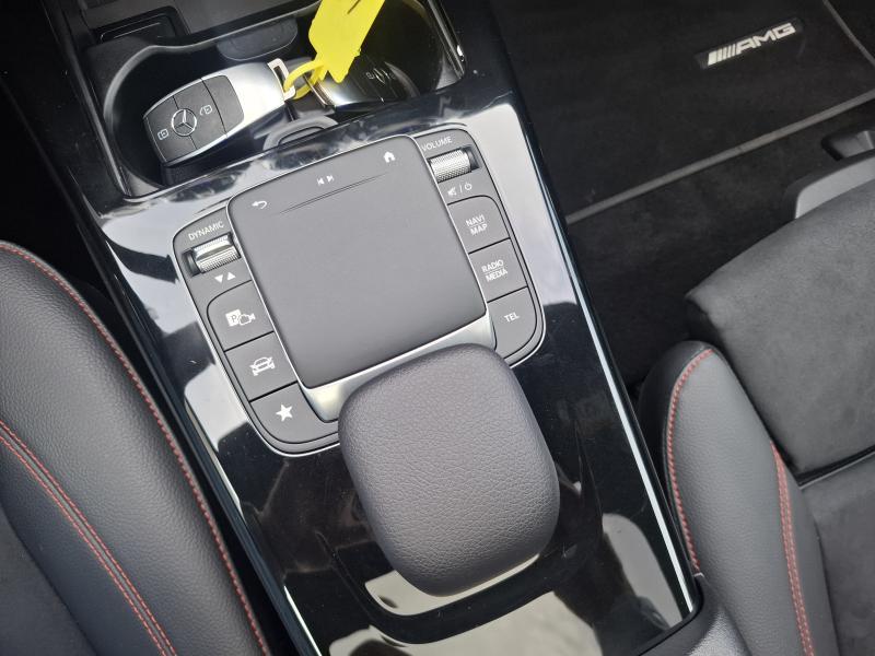 Mercedes-Benz A 180 1.3i PACK AMG - photo 9