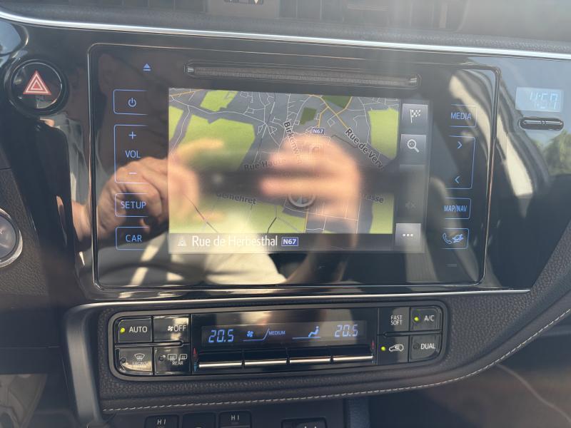 Toyota Auris 1.8 Hybrid LOUNGE - photo 13