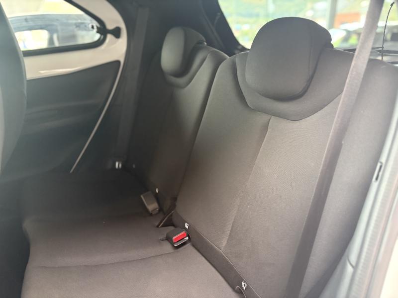 Toyota Aygo X 1.0 VVT-I AIR PULSE - photo 15