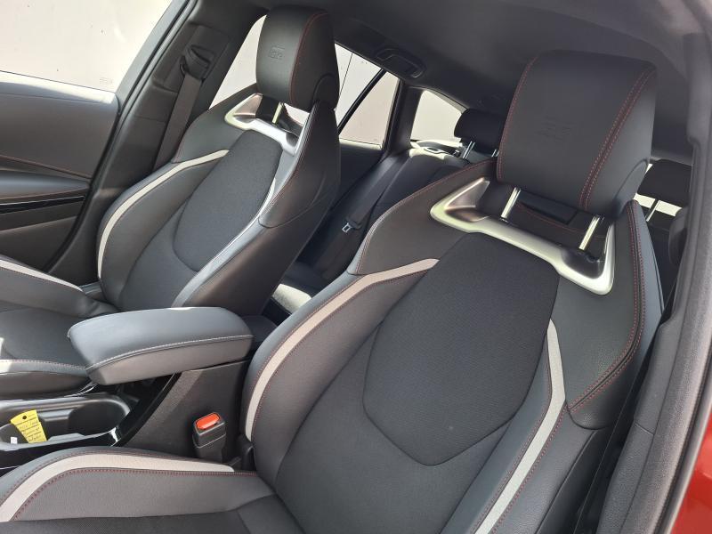 Toyota Corolla TS 1.8 HYBRID GR SPORT - photo 13