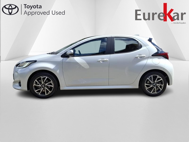 Toyota Yaris 1.5 HYBRID ICONIC - photo 4