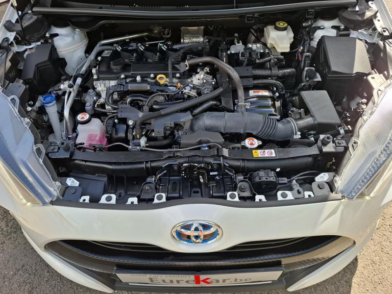 Toyota Yaris 1.5 HYBRID ICONIC - photo 19