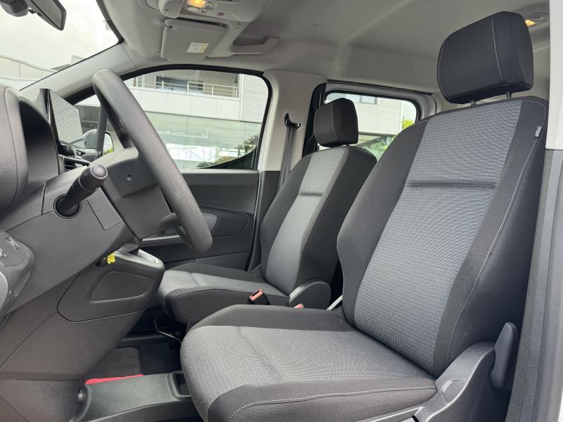 Toyota ProAce City Verso 1.2i Family SWB - photo 13