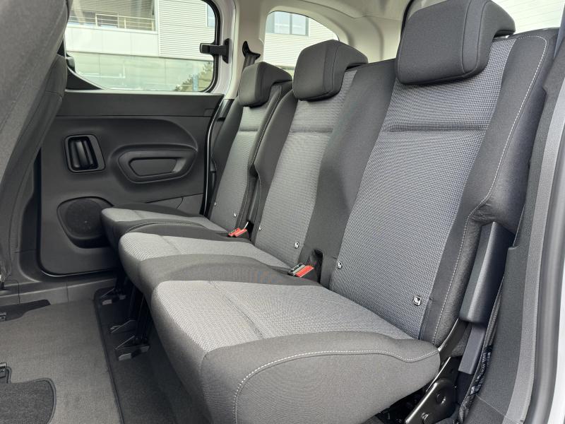 Toyota ProAce City Verso 1.2i Family SWB - photo 15