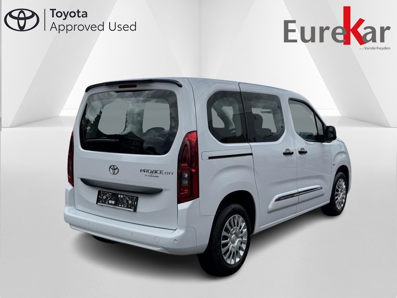 Toyota ProAce City Verso 1.2i Family SWB - photo 5