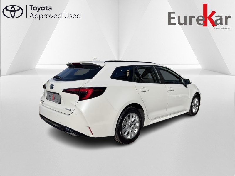 Toyota Corolla TS 1.8 Hybrid - photo 5