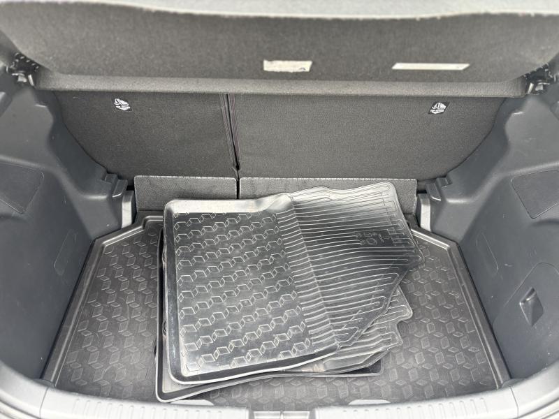 Toyota Yaris 1.5 VVT-I DYNAMIC - photo 19