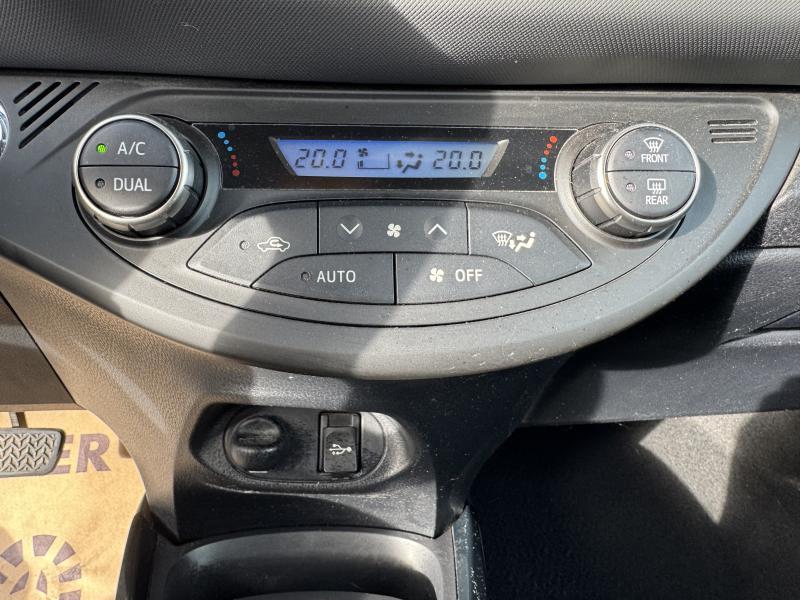 Toyota Yaris 1.5 HYBRID STYLE - photo 9