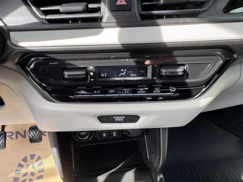 Suzuki Swift 1.2i - photo 12