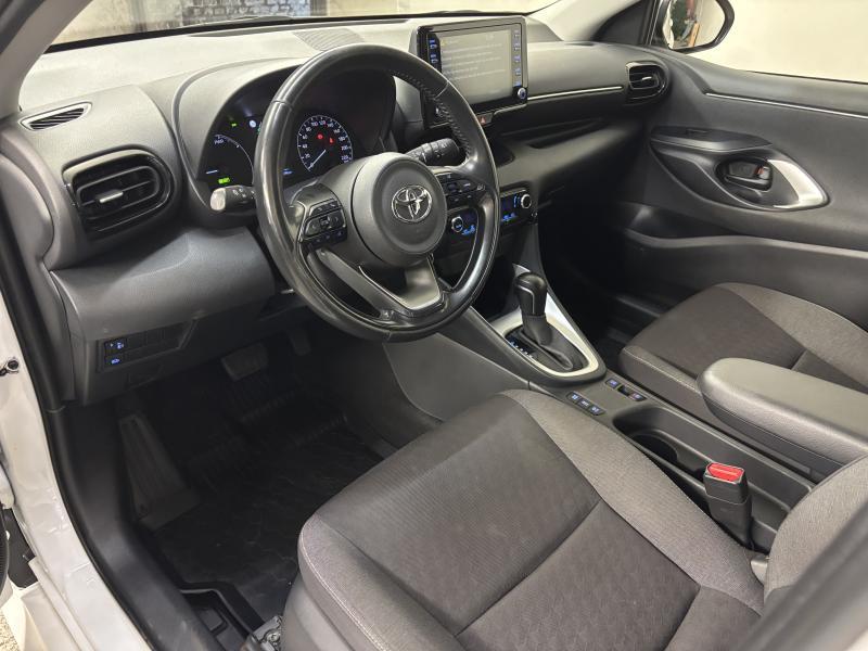 Toyota Yaris 1.5 Hybrid Dynamic - photo 6