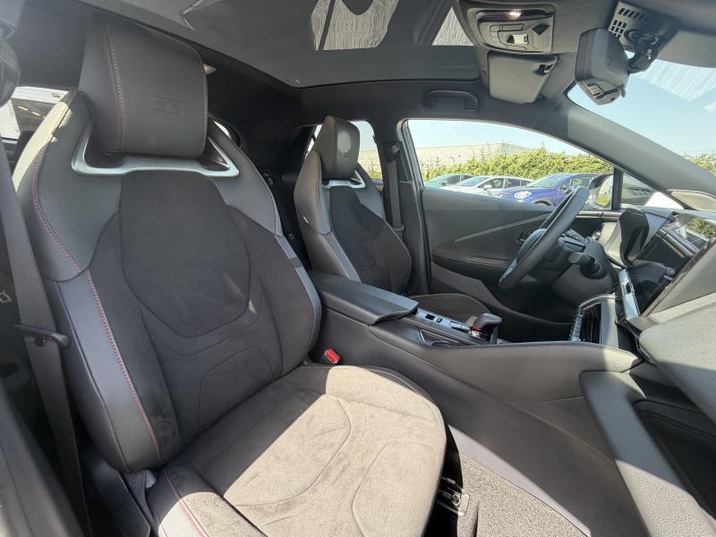 Toyota C-HR 2.0 Hybrid AWD GR SPORT - photo 18