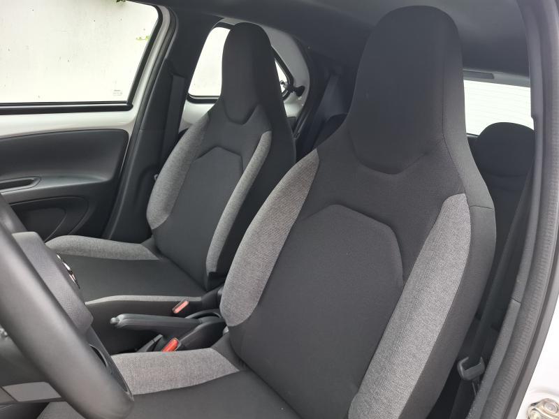 Toyota Aygo X 1.0 VVT-I PULSE - photo 12