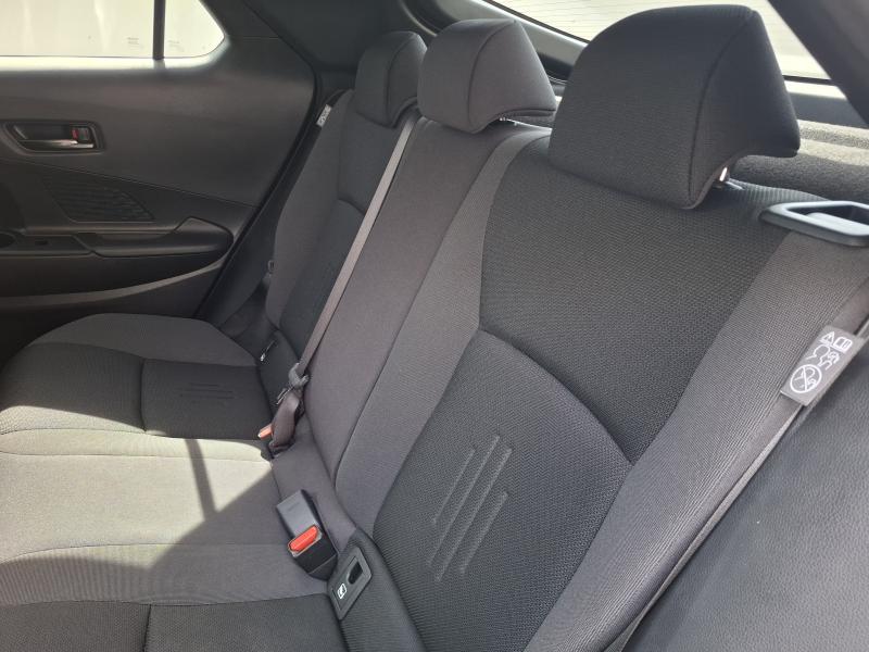 Toyota C-HR 1.8 HYBRID DYNAMIC + BI-TONE - photo 15