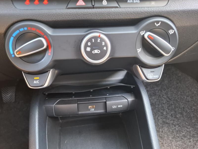Kia Stonic 1.2 ISG PULSE - photo 9