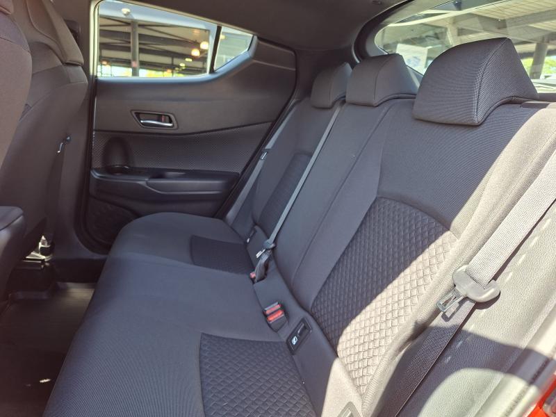 Toyota C-HR 1.8 HYBRID CENTER - photo 13