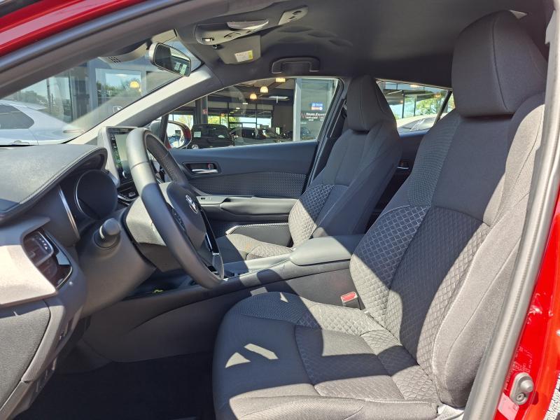 Toyota C-HR 1.8 HYBRID CENTER - photo 11