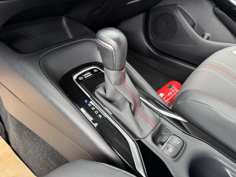 Toyota Corolla 1.8 Hybrid GR SPORT - photo 17