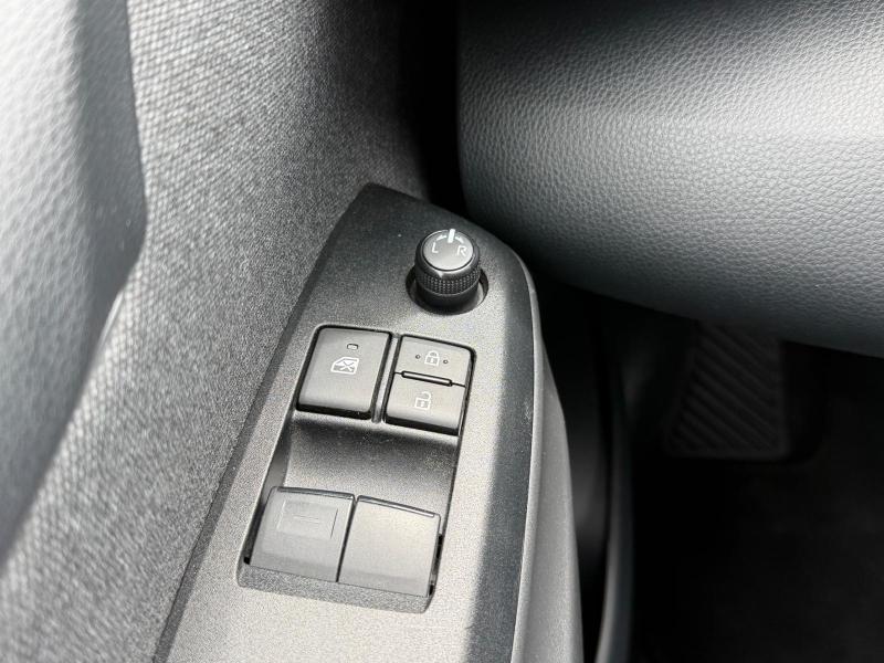 Toyota Yaris 1.5 HYBRID DYNAMIC - photo 18