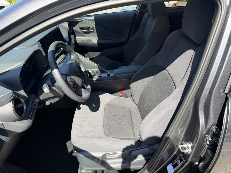 Toyota C-HR 1.8 Hybrid DYNAMIC PLUS - photo 9