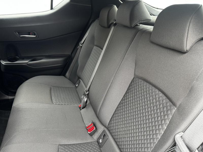 Toyota C-HR 1.8 HYBRID C-ENTER - photo 17