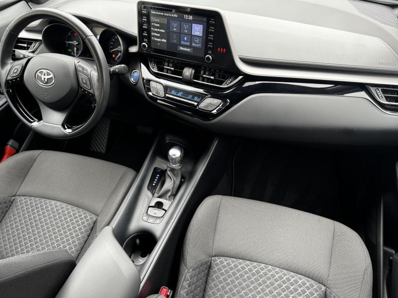 Toyota C-HR 1.8 HYBRID C-ENTER - photo 18