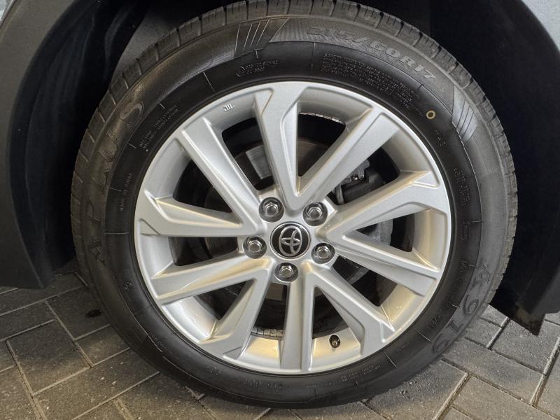 Toyota C-HR 1.8 HYBRID - photo 20