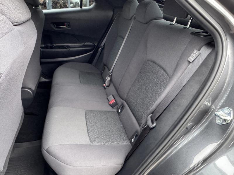 Toyota C-HR 1.8 HYBRID - photo 8