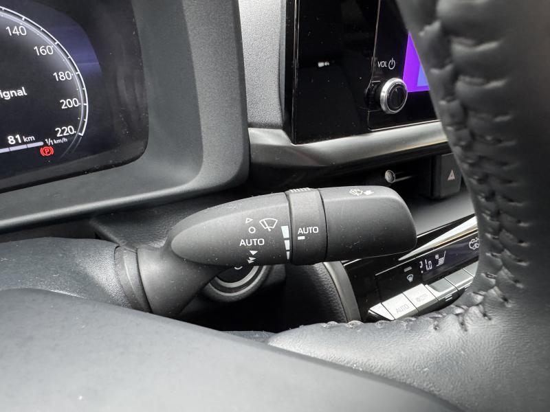 Toyota C-HR 1.8 HYBRID - photo 12