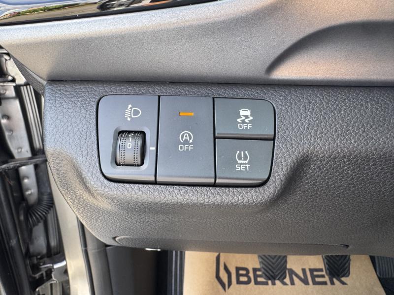 Kia Stonic 1.0T ISG - photo 19