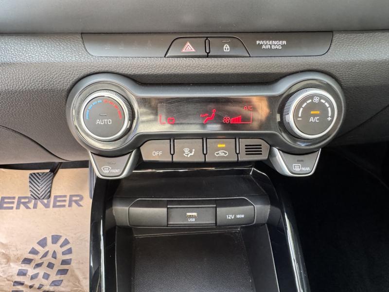 Kia Stonic 1.0T ISG - photo 17