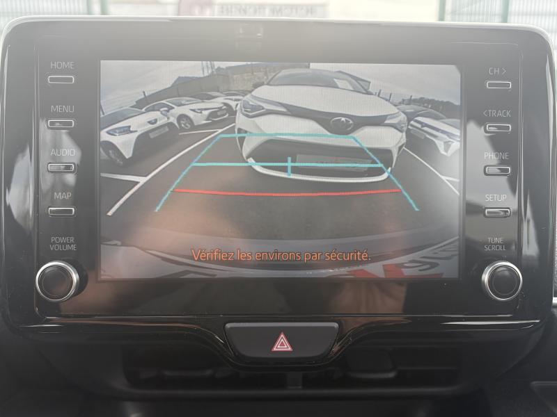 Toyota Yaris 1.5 HYBRID ICONIC - photo 12