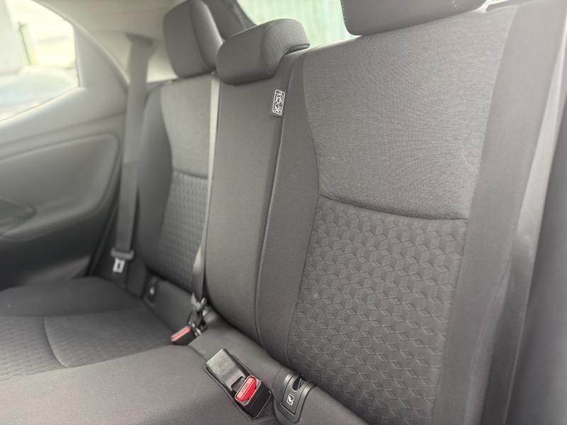 Toyota Yaris 1.5 HYBRID ICONIC - photo 17