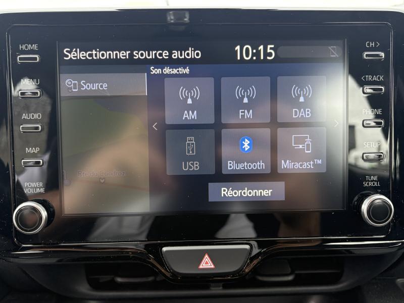 Toyota Yaris 1.5 HYBRID ICONIC - photo 13