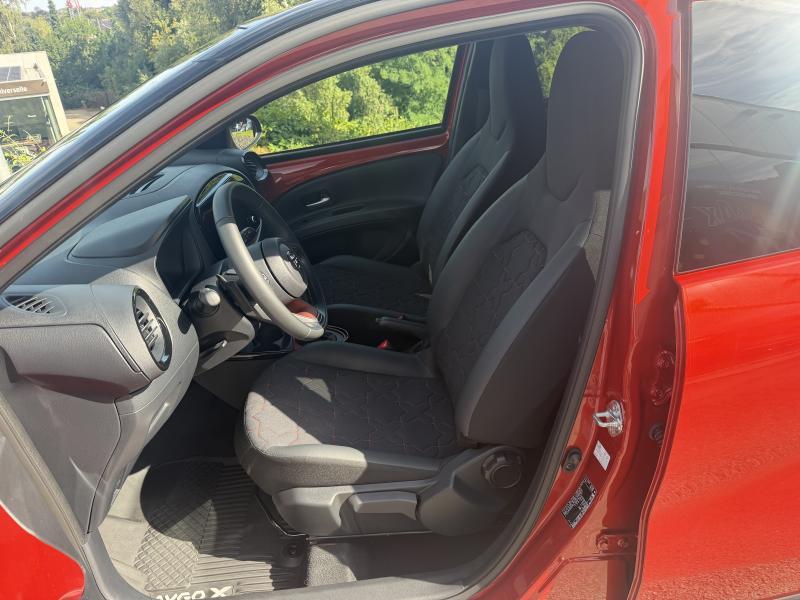 Toyota Aygo X 1.0L VVT-I CVT ENVY - photo 13