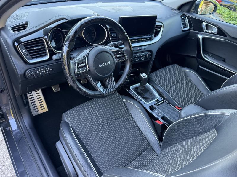 Kia Ceed 1.0 ESSENCE - photo 14