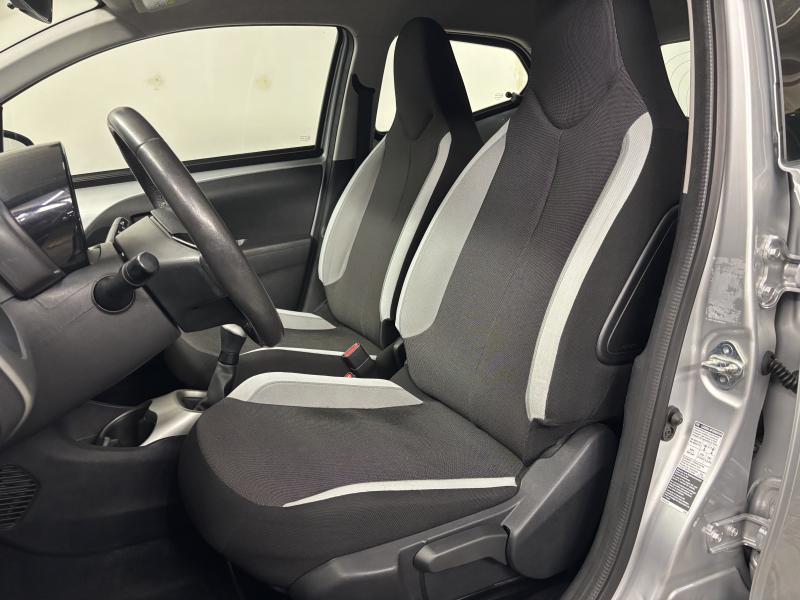 Toyota Aygo 1.0 VVT-i PLAY - photo 7