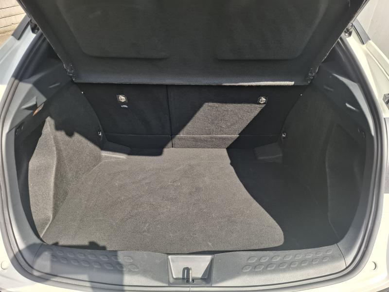Toyota C-HR 1.8 HYBRID - photo 16