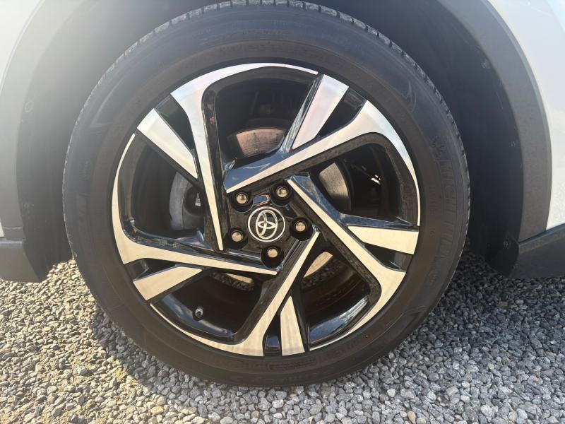Toyota C-HR 1.8 Hybrid C-lub Bi-Tone - photo 18