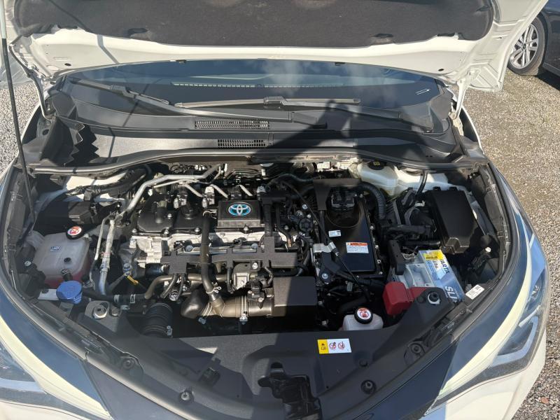 Toyota C-HR 1.8 Hybrid C-lub Bi-Tone - photo 17