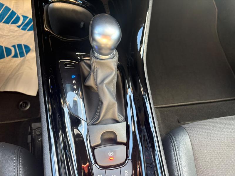 Toyota C-HR 1.8 Hybrid C-lub Bi-Tone - photo 13