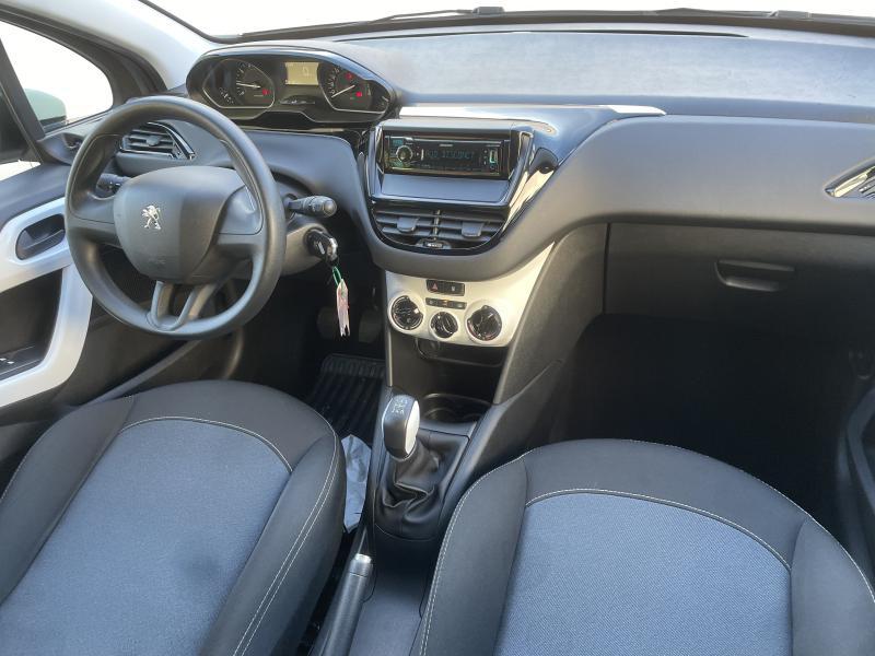 Peugeot 208 1.2i - Eurekar - photo 17
